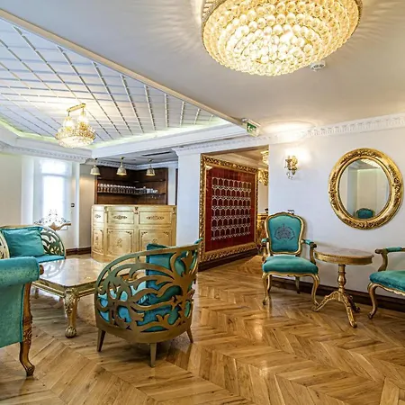 Apartment Exquisite In Historic Mansion In Beylerbeyi Istanbul