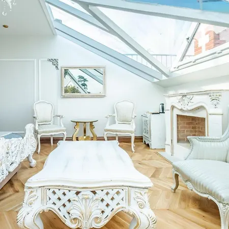 Exquisite In Historic Mansion In Beylerbeyi Apartment Istanbul